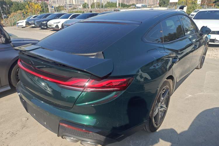 Used MG 7 2023 2.0T Automatic Trophy+ Ignition Glory Edition