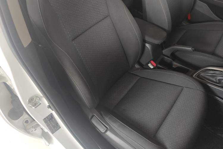 Used Hyundai Celesta 2020 1.6L Automatic GL Enjoyable Edition