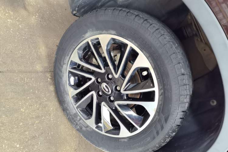 Used GAC Trumpchi GS4 2017 235T Automatic Two-Wheel Drive Elite Edition Exterior 2