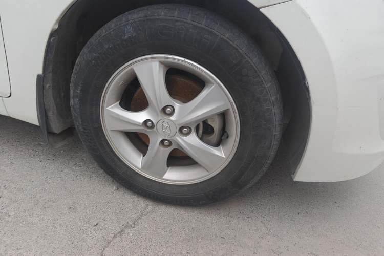 Used Hyundai Verna (older generation) 2014 1.4L Automatic Smart GLS
