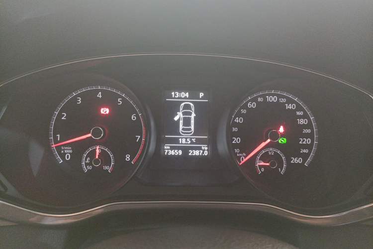 Used Volkswagen Passat 2017 330TSI DSG Luxury Edition Instrument Cluster