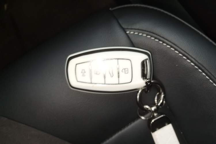 Used Haval M6 2021 PLUS 1.5T Manual Luxury Smart Connectivity Model
