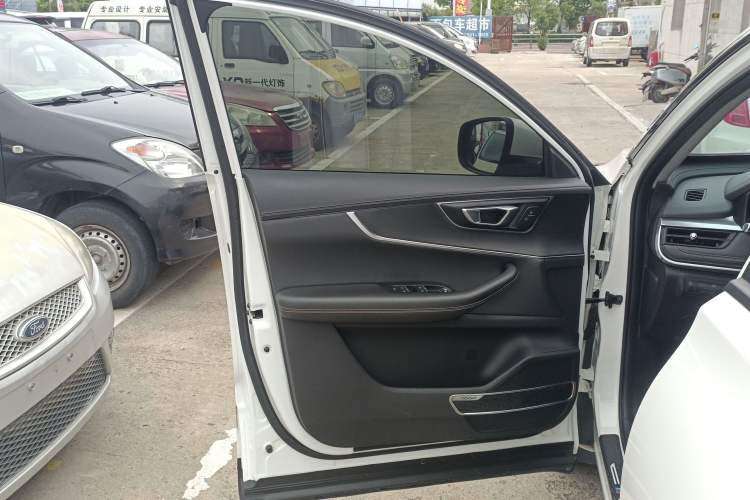 Used Chery Tiggo 8 2019 1.6 TGDI Automatic Elite Model