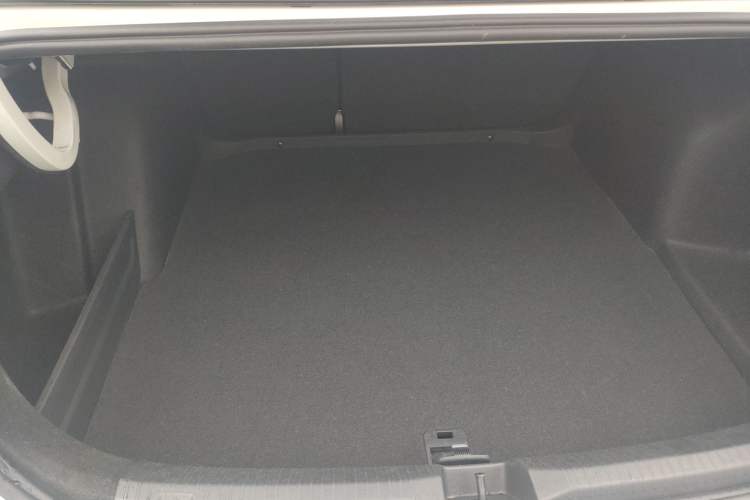 Used Volkswagen Bora 2023 1.5L Automatic Changer Limited Edition Trunk