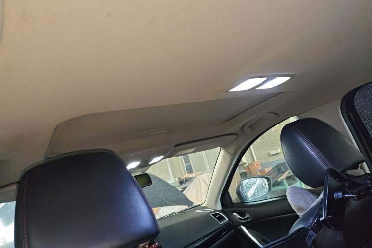 Used Mazda CX-5 2013 2.5L Automatic 4x4 Luxury Version
