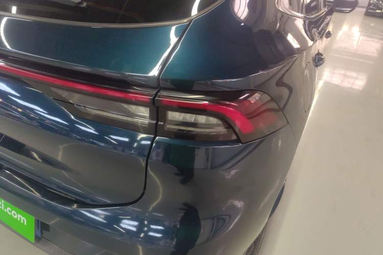 Used FORTHING T5 EVO 2021 1.5TD DCT Diamond Edition Right Rear Taillight