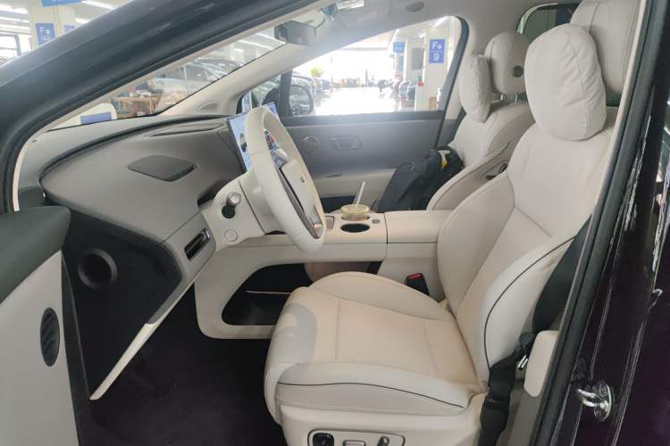 Used Li Auto i8 2025 Model Standard Version Left Front Seat
