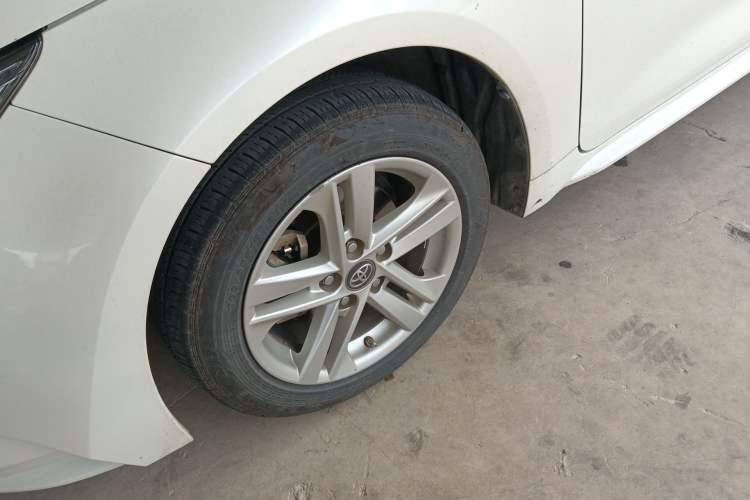 Used Toyota Levin 2019 Dual-Engine 1.8H E-CVT Entry-Level Model China VI Standard Left Front Wheel Hub