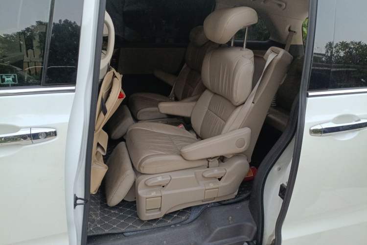 Used Honda Odyssey 2015 Revised Version 2.4L Supreme Edition