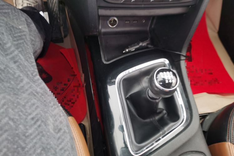 Used Soueast DX7 2015 1.5T Manual Luxury Model