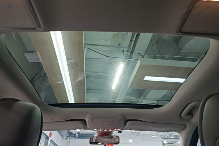 Used Mercedes-Benz E-Class 2019 E 200 L Sport Edition Headliner