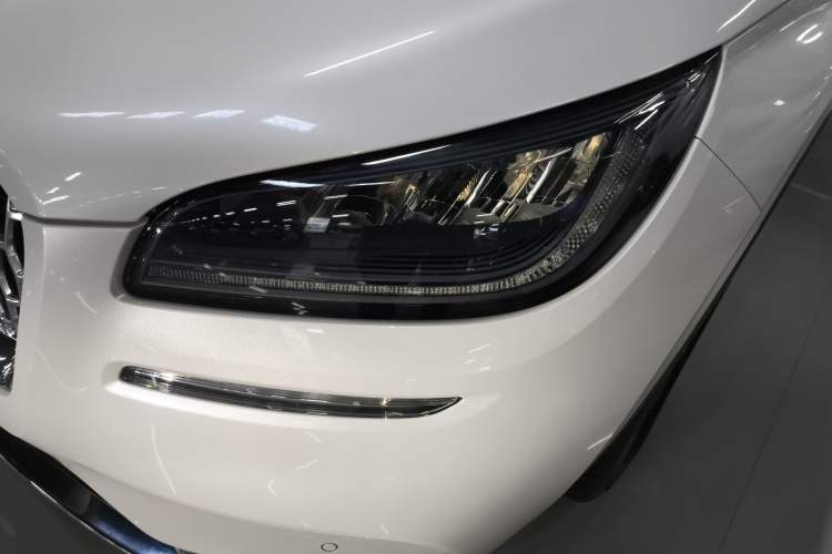 Used Lincoln Corsair 2022 2.0T Two-Wheel Drive Deluxe Edition Left Front Headlight