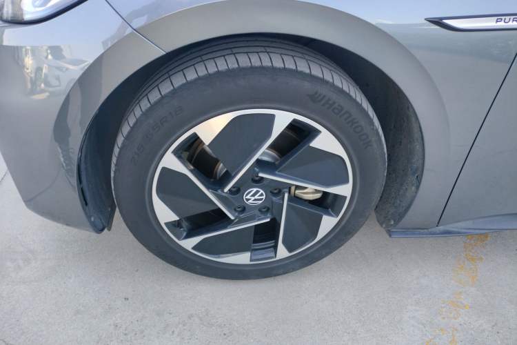 Used Volkswagen ID.3 2023 Upgraded Model Pure Intelligent Enjoyment Version Left Front Wheel Hub