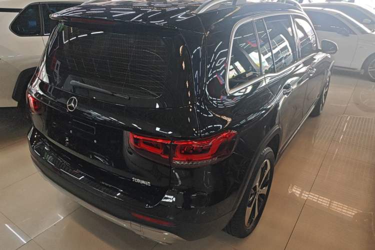 Used Mercedes-Benz GLB 2022 Updated GLB 200 Fashion Edition
