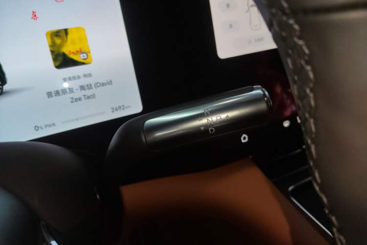 Used Hima AITO M8 2025 Extended-Range Ultra Version 53.4 kWh 6-Seater Edition Gear Lever