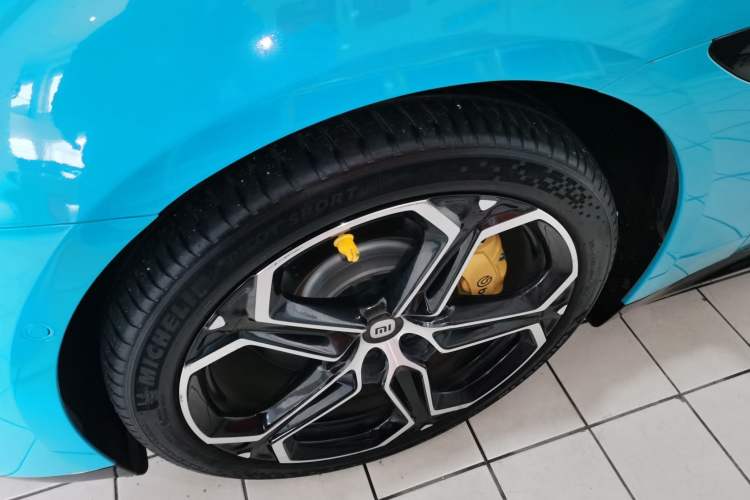 Used Xiaomi Auto SU7 2024 Rear-Drive Long-Range Intelligent Driving Version