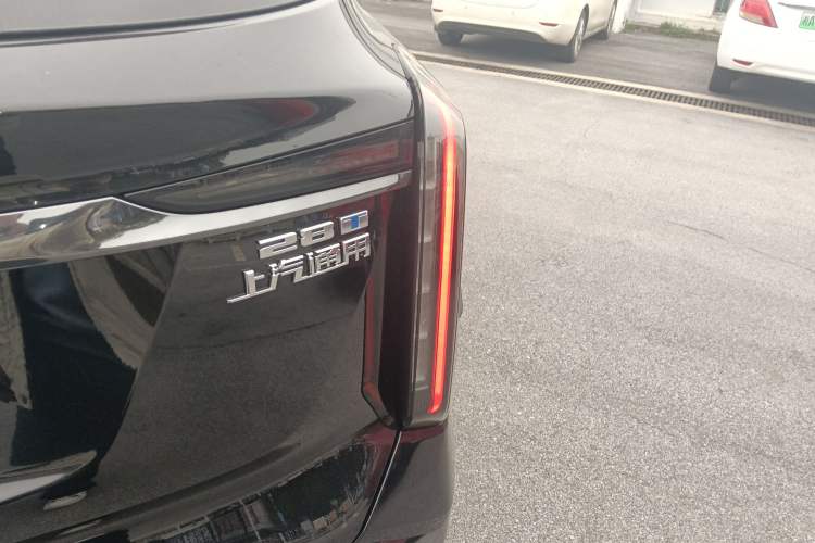 Used Cadillac XT5 2025 2.0T Platinum Edition
