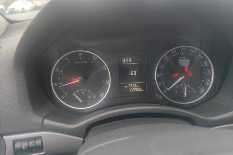 Used Skoda Octavia 2012 1.6L Manual Eado Edition Instrument Cluster