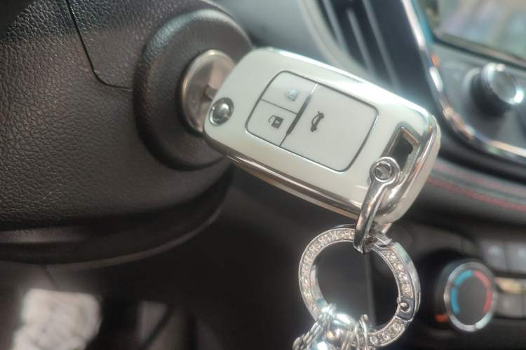 Used Chevrolet Monza 2019 RS 330T Automatic Comfort Edition China VI Standard