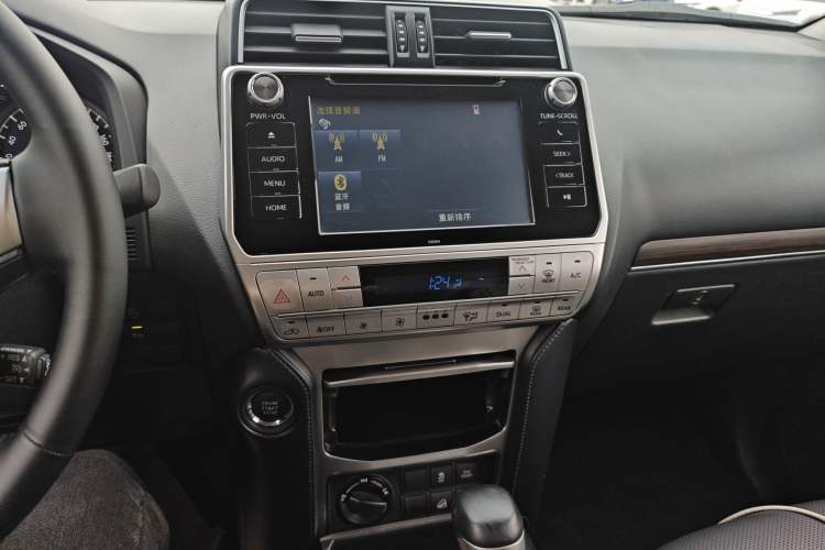 Used Toyota Prado 2018 3.5L Automatic TX-L with Rear-Mounted Spare Tire Audio And AC Panel