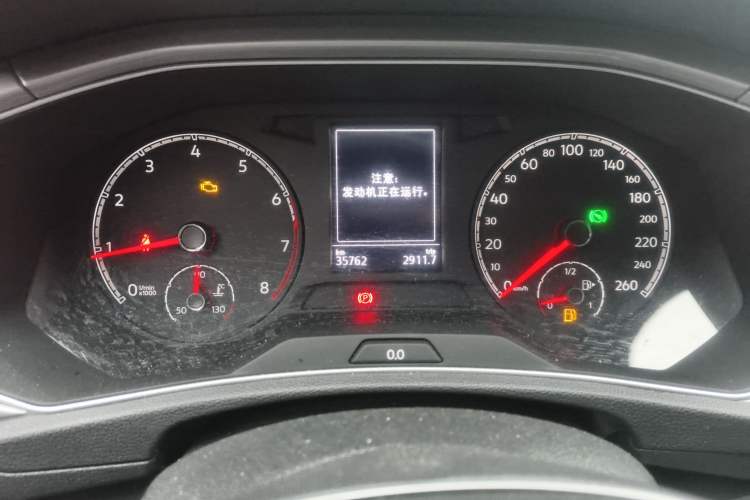 Used Volkswagen T-ROC 2019 230TSI DSG Two-Wheel-Drive Advanced Version China VI Standard
