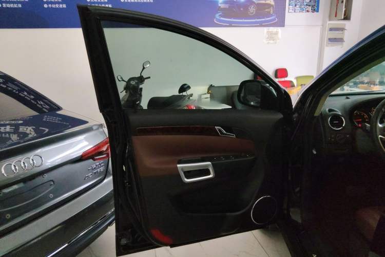 Used Opel Antara 2013 2.4L 4x4 Luxury Edition