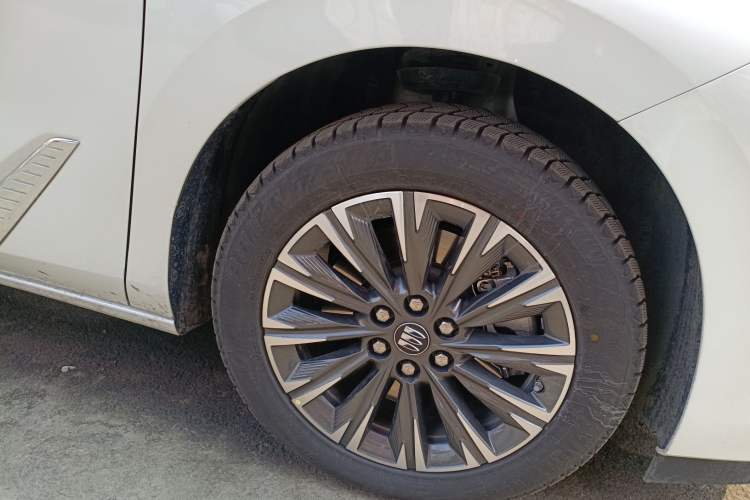 Used Buick GL8 2025 Lu Zun Smart Enjoyment Edition
