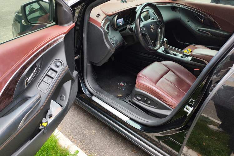 Used Buick LaCrosse 2013 2.4L SIDI Elite Comfort Version