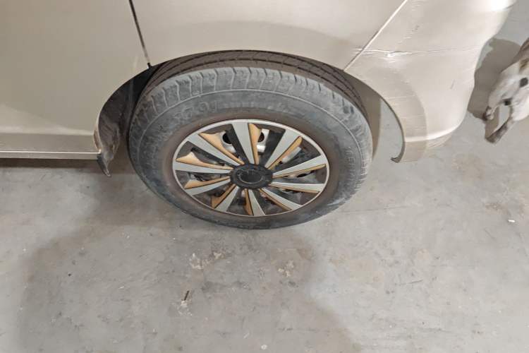 Used Wuling Rongguang 2014 1.2L S Base Model

