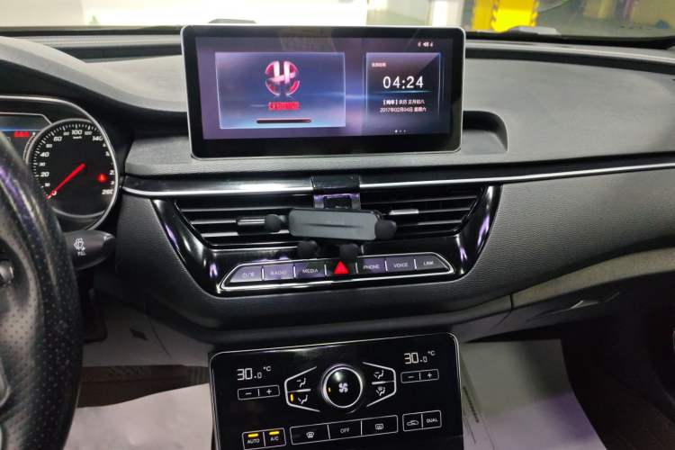 Used Hongqi H5 2018 30TD Smart Connect Dynamic Edition
