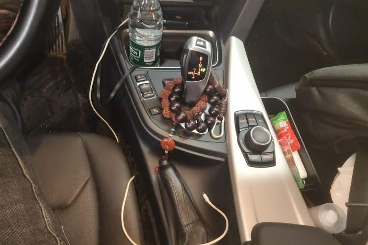 Used BMW 3 Series 2015 320Li Luxury Edition Fashion Model Gear Lever