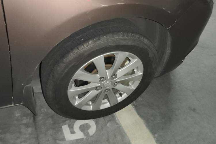 Used Buick GL8 2018 28T Comfort Model China VI Standard Right Front Wheel Hub