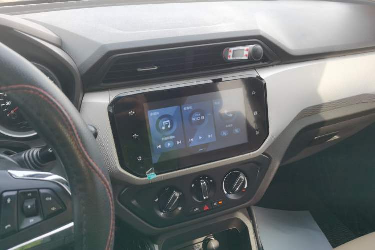 Used Wuling Hongguang 2021 1.5L Facelifted S Comfort Version with Electric Power Steering LAR Audio And AC Panel