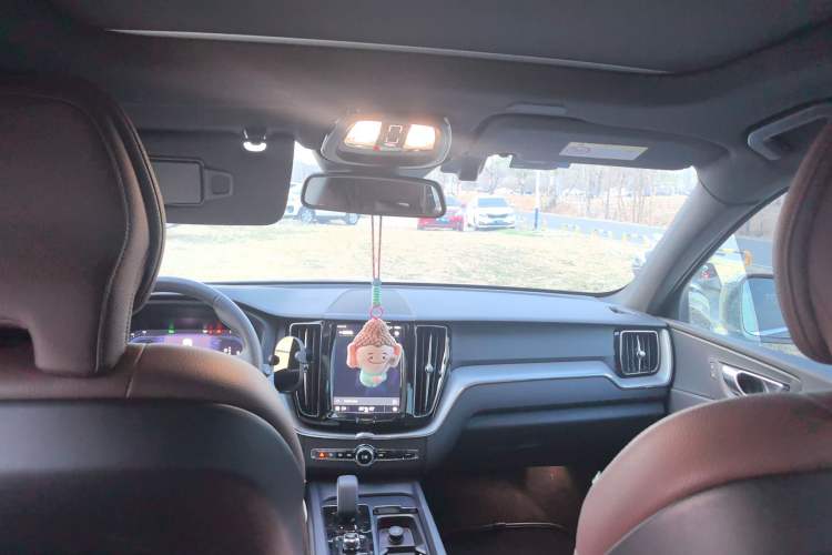 Used Volvo XC60 2022 B5 4x4 Zhiyi Luxury Edition Headliner