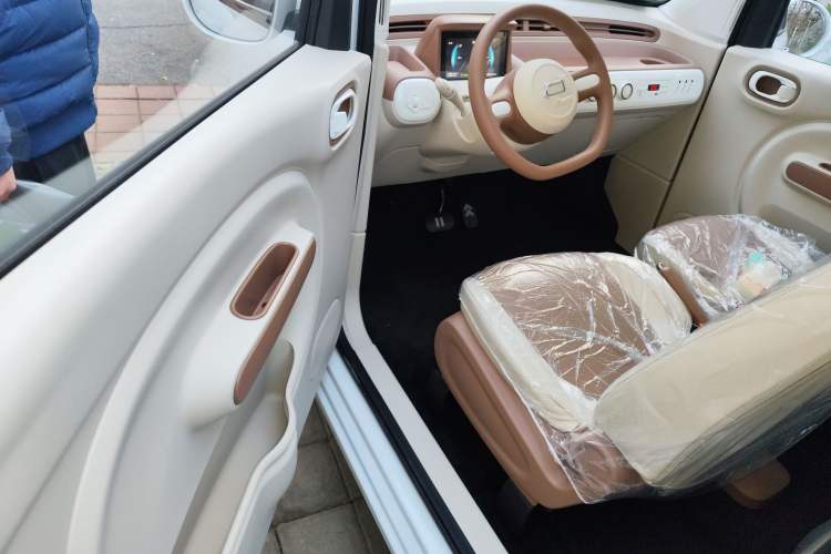 Used Bestune Pony 2026 Model 222km Shining Horse Driver Seat