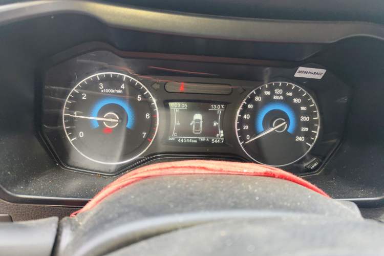 Used Dongfeng Fengon 580 2016 1.5T Manual Luxury Edition