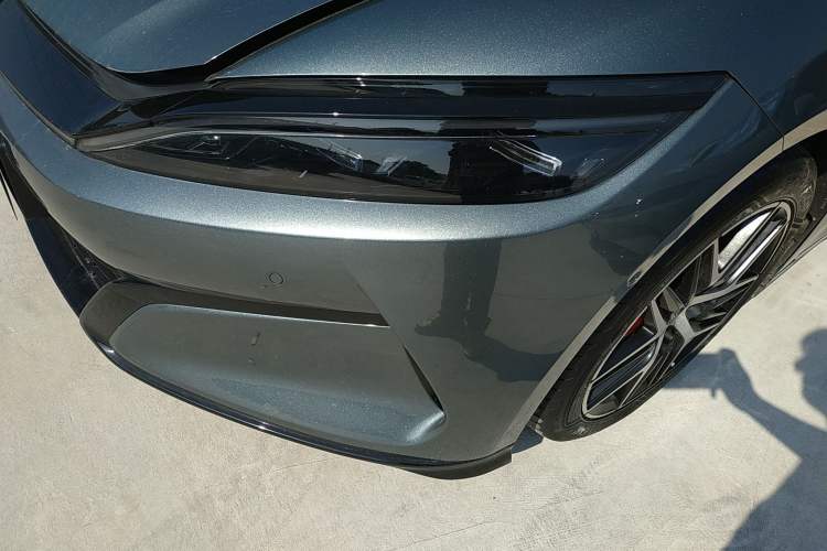 Used BYD Han L 2025 DM-p Four-Wheel-Drive LiDAR Flagship Model Left Front Headlight