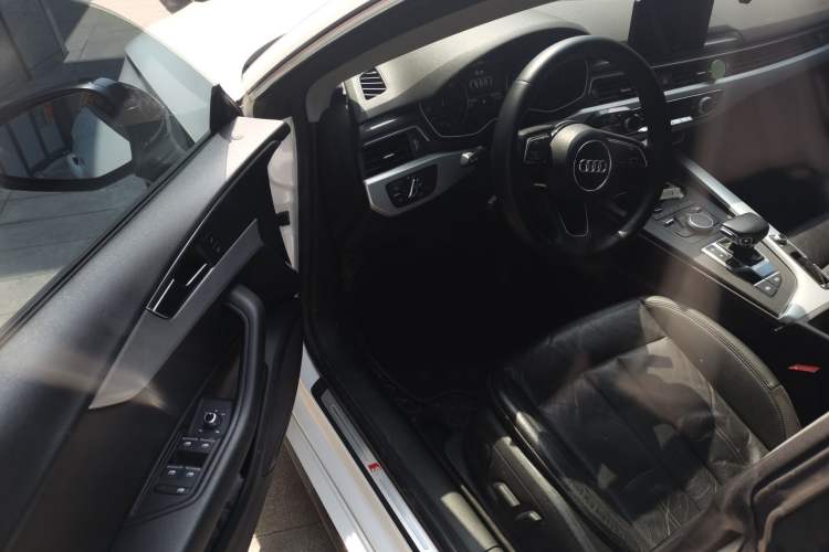 Used Audi A5 2017 Sportback 40 TFSI Fashion Model