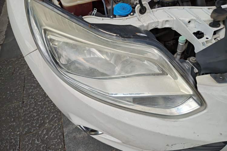 Used Ford Focus 2012 Sedan 1.6L Automatic Fashion Edition