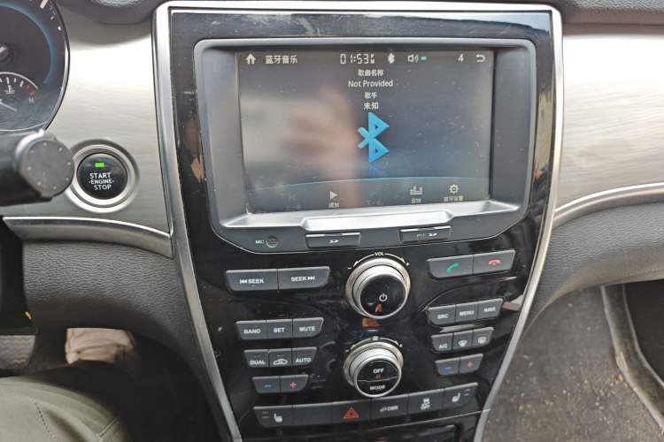 Used Haval H2 2016 Red-Label 1.5T Manual Two-Wheel Drive Luxury Model