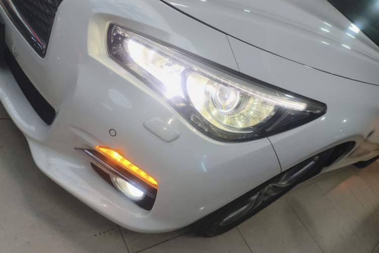 Used Infiniti Q50 2014 3.7L Comfort Edition
