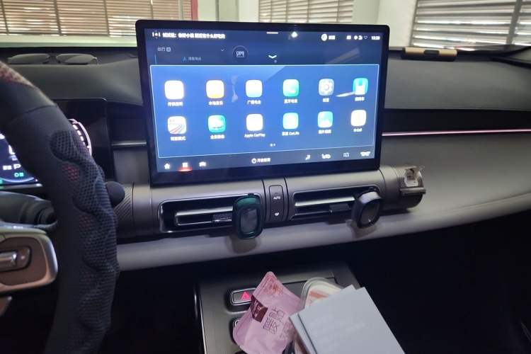 Used GAC Trumpchi EMKOO 2022 2.0 ATK TwinStar Pro Edition Audio And AC Panel