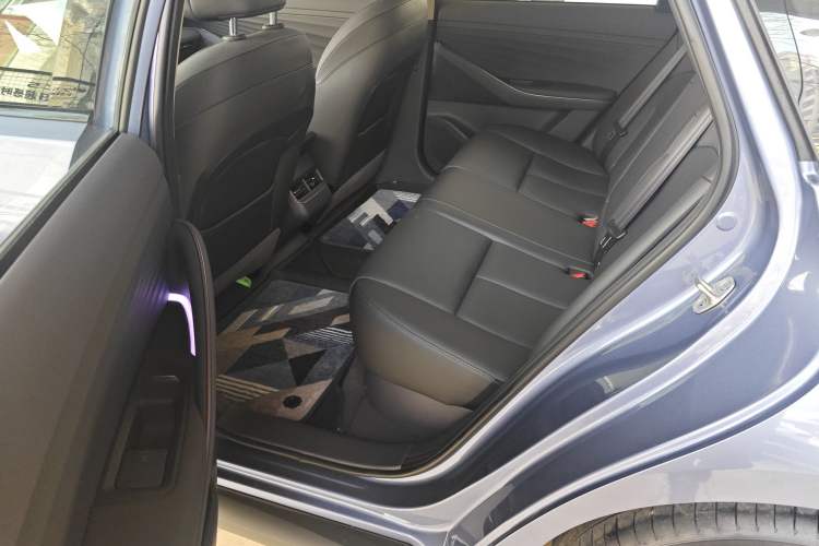 Used Nissan N6 2026 Model 180 Max Left Rear Seat