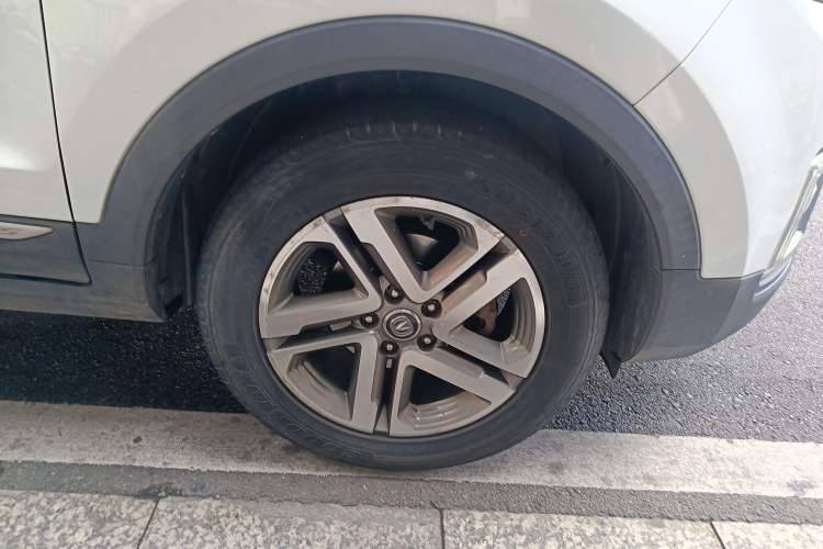 Used CHANGAN CS55 2018 1.5T Automatic Colorful Edition China V Standard Right Front Wheel Hub