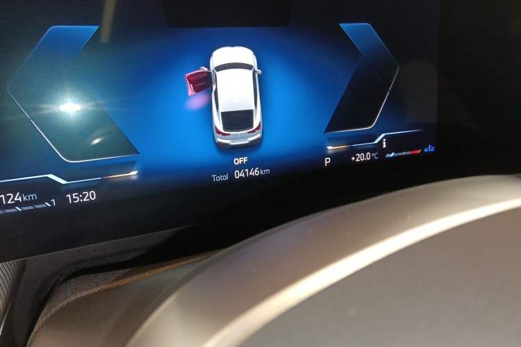 Used BMW X2 2024 sDrive25i M Sport Package Odometer Close Up