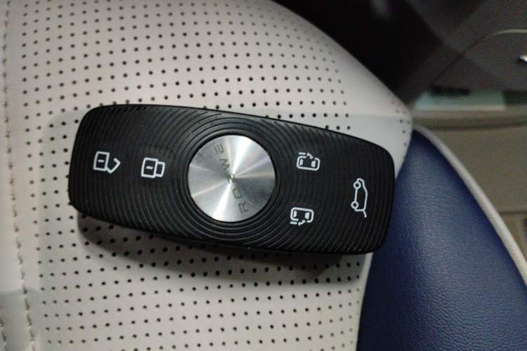 Used Roewe iMAX8 2021 400TGI Supreme Series Ultimate Edition
