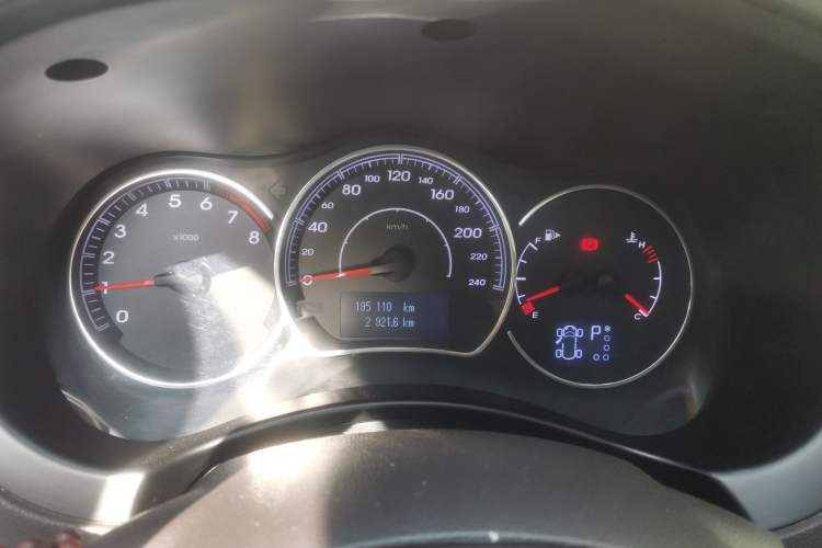 Used Renault Koleos 2012 2.5L 4x4 Comfort Edition with Navigation