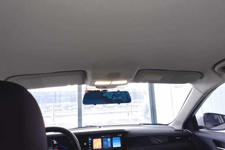 Used Roewe i5 2023 1.5L Manual Comfort Edition Headliner