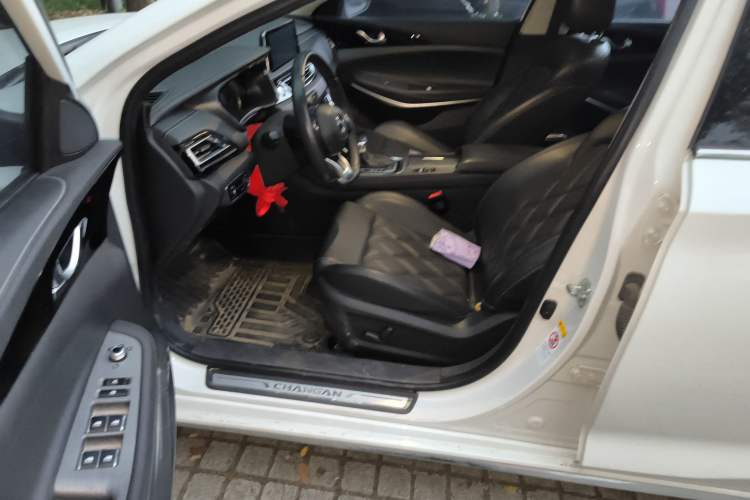 Used Changan Ruicheng CC 2022 Blue Whale Edition 1.5T DCT Luxury Model