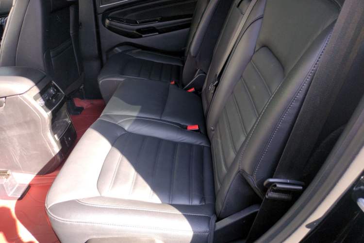 Used Ford Edge 2020 EcoBoost 245 Two-Wheel Drive Titanium 7-Seater